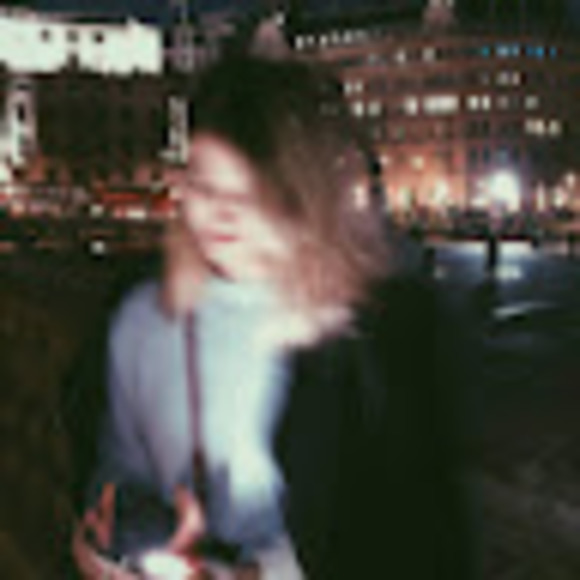 Meet your Posher, Tiffany - Picture 1 of 1